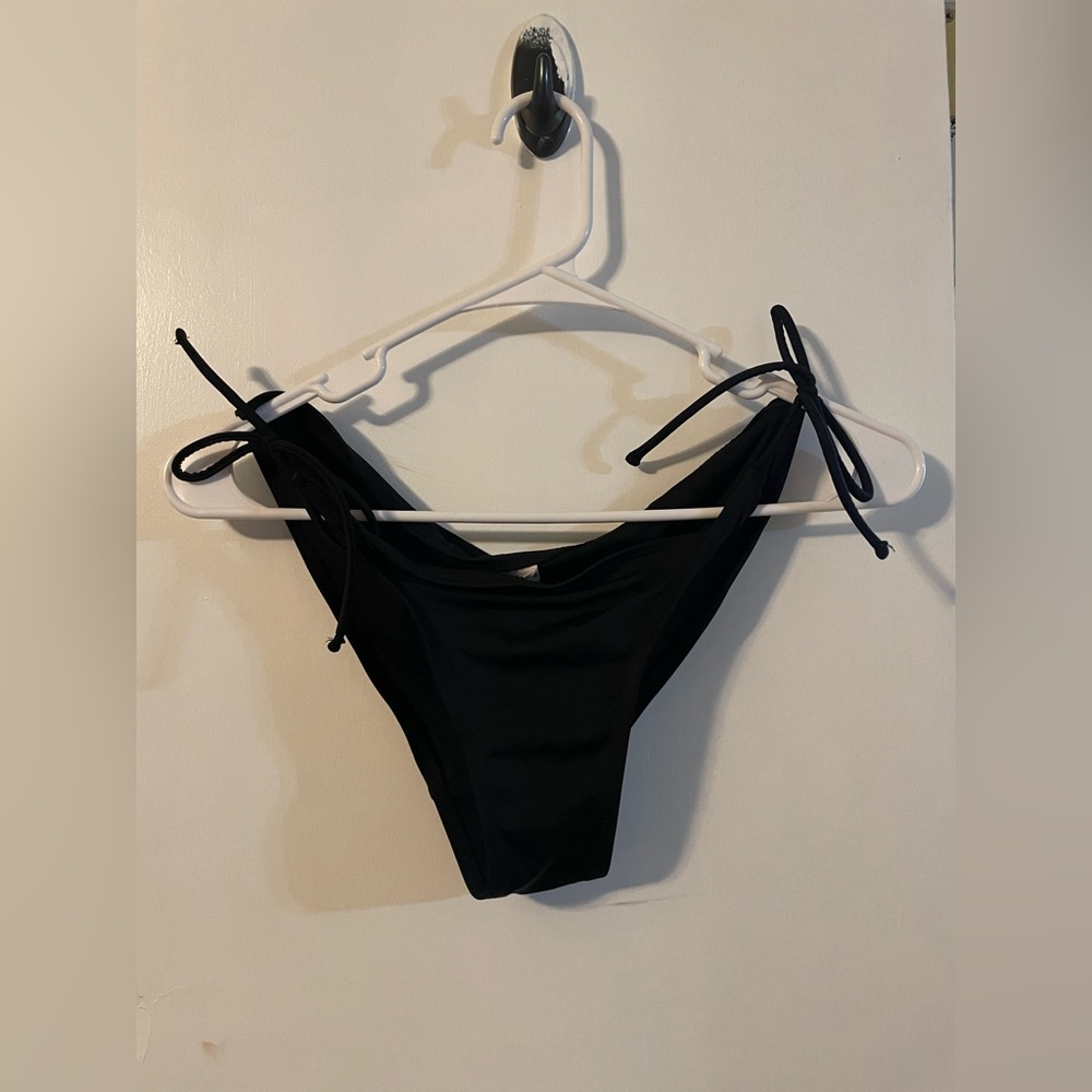 🌟5 for $25🌟 Black Bikini Bottoms Tie up OP